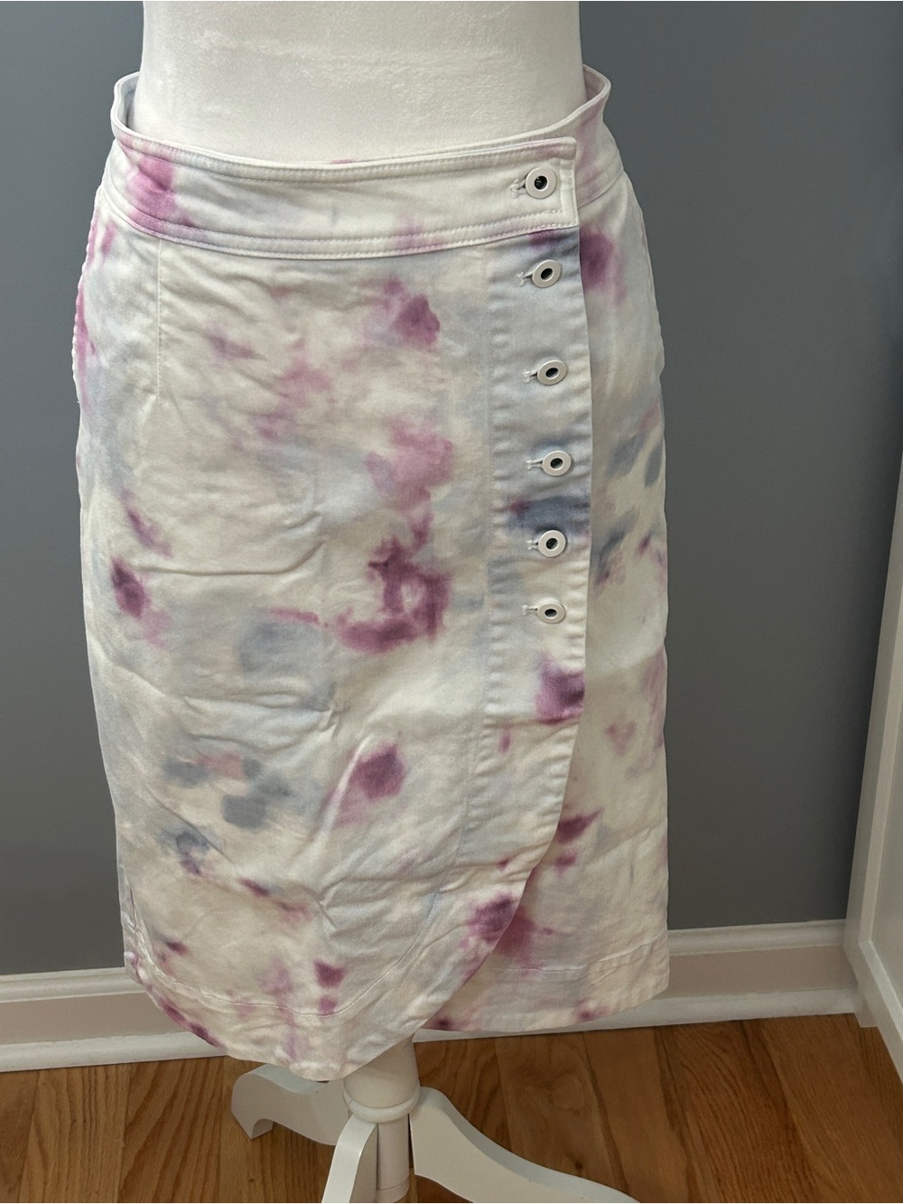 Anthropologie Kimmie Womens 2 Purple Pink Tie Dye Denim Wrap Midi Skirt Button